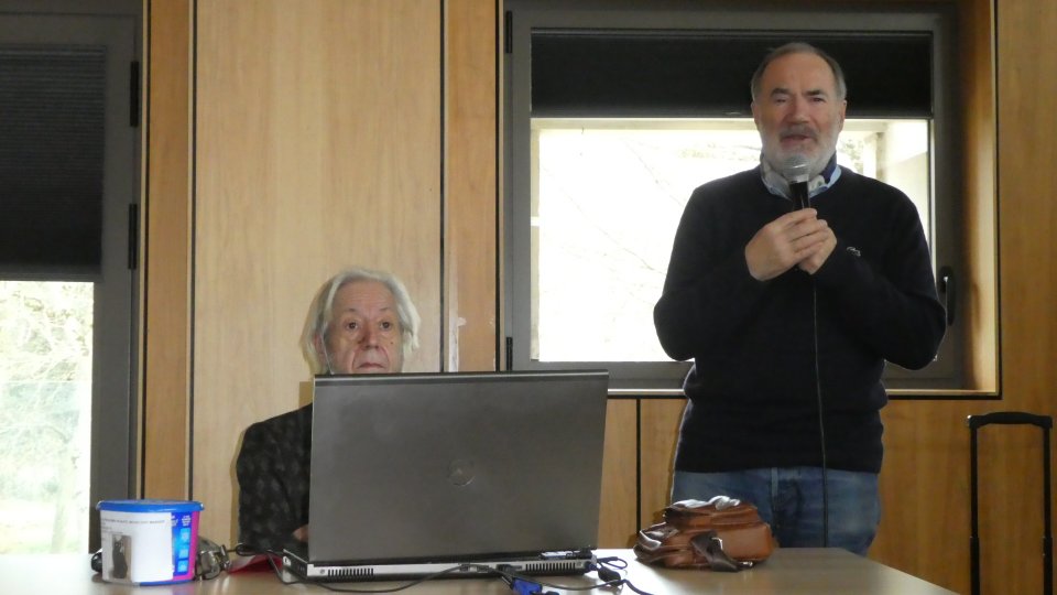 Michel VON-HATTEN présente les activités de la "section Histoire" Michel VON-HATTEN présente les activités de la "section Histoire"
